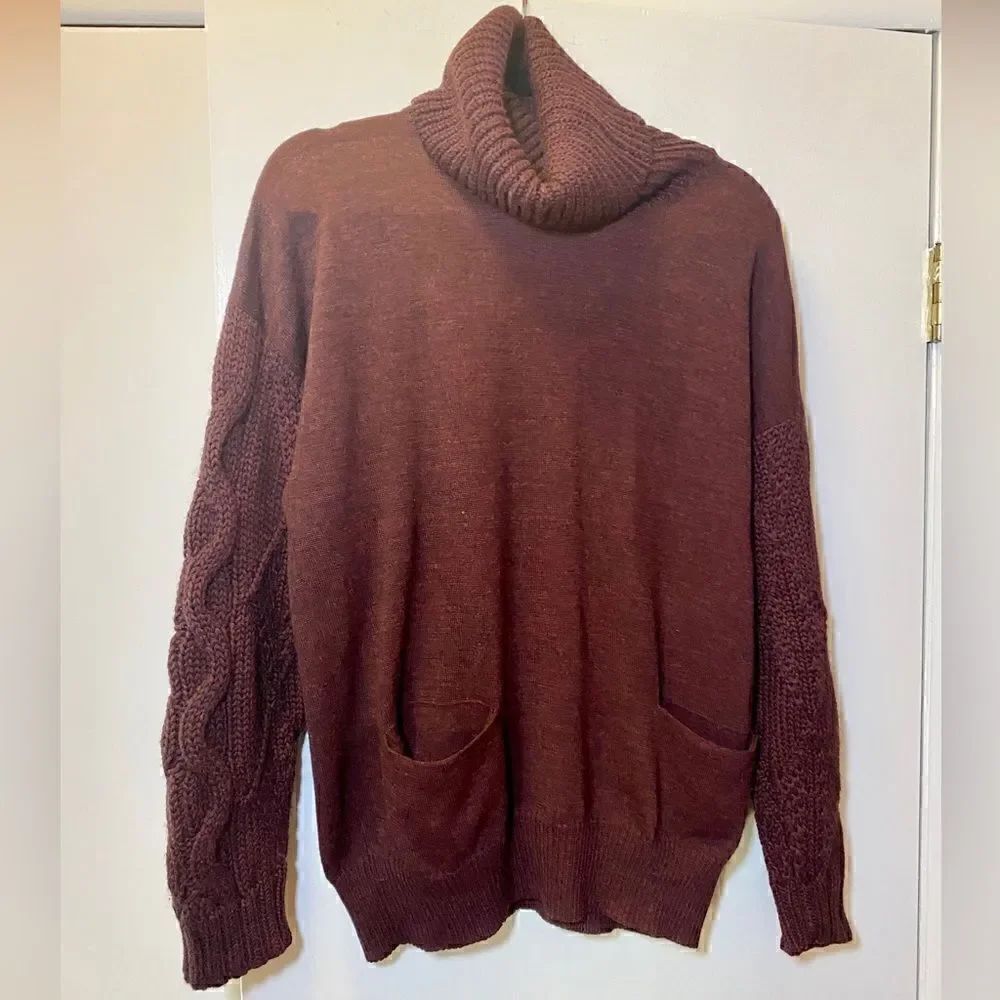 CHLOE 100% Alpaca Cowl Neck Vintage Pocket Front Sweater Purple Women’s Size XS